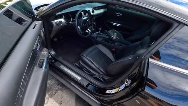 Racing ANOTHER STOCK Gen3 Mustang GT with an MT82!! *10R80 EATS* смотреть онлайн