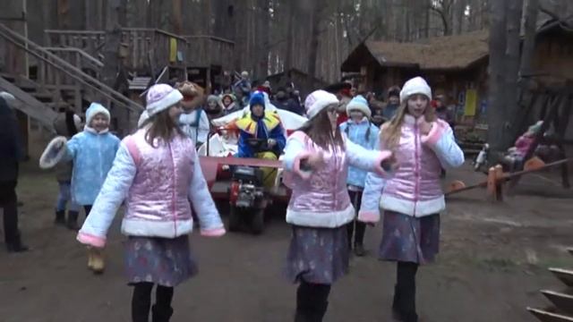В Ульяновске открылся Терем Деда Мороза смотреть онлайн