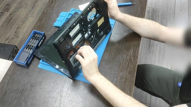 Не заряжается Lenovo g50-45. Замена разъема питания и небольшой апгрейд смотреть онлайн