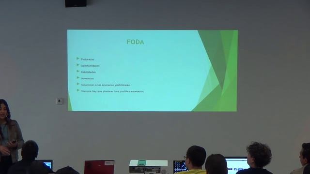 Sesión 4: WordPress “Creación de páginas web profesionales”. смотреть онлайн