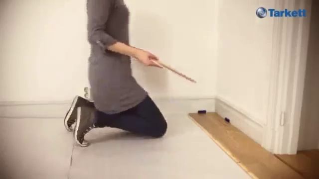 Укладка паркетной доски Видео от компании Tarkett смотреть онлайн