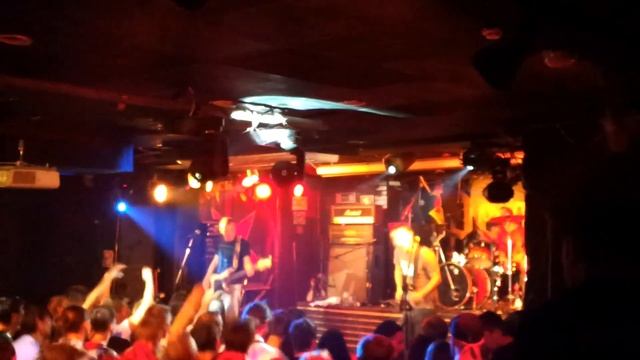 Dance Party. Dance! Dance! - (17.10 live in Moscow) Диско отменили.mp4 смотреть онлайн