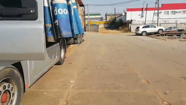 Выгрузился. Загрузился на Нижний Новгород. Заехал на выходные домой. смотреть онлайн