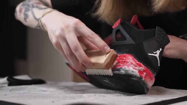 The Best Way To Clean Your Air Jordan 4 Red Thunder смотреть онлайн