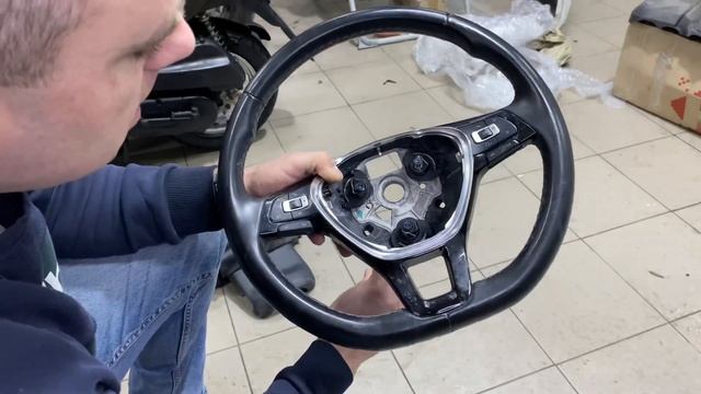 Как снять подушку безопасности Фольксваген смотреть онлайн