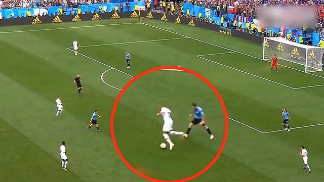 Моменты Читерства в Футболе! смотреть онлайн