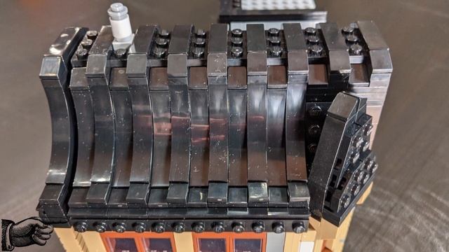 Leaky Cauldron & Wiseacre's Wizarding Equipment | BUILDING THE WIZARDING WORLD | EPISODE 4