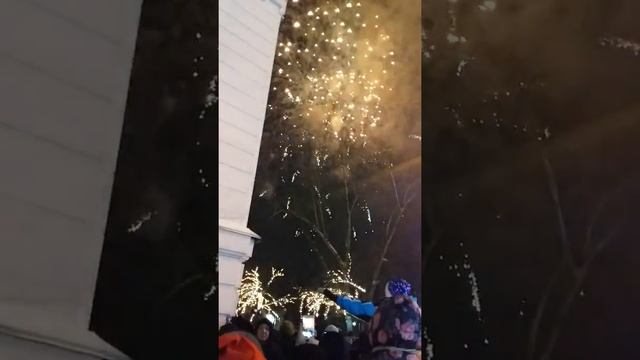 Салют Новый год 2019 Новосибирск площадь Ленина!!! смотреть онлайн
