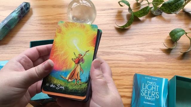 How to Spot a FAKE Tarot Deck or Oracle Deck смотреть онлайн