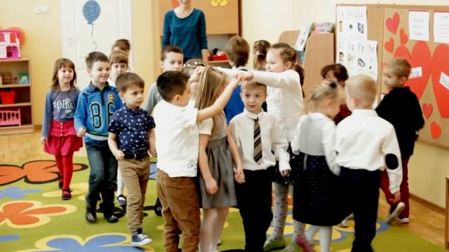 2016 - Алина День дедушек и бабушек ДС Солнышко смотреть онлайн