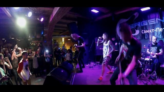 Ледяные крылья - AT F1RST (live from Zoccolo 2.0 16/10/2016) смотреть онлайн