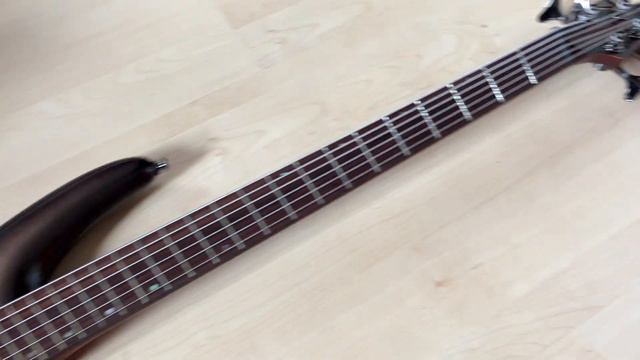 Ibanez SRC6MS (multiscale 6 String): A First Look