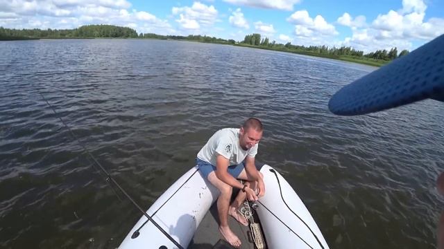 РЫБАЛКА С НОЧЕВКОЙ. ЩУКА НА СПИННИНГ смотреть онлайн