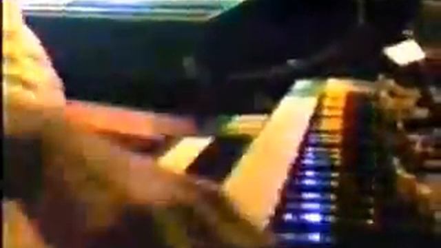 BONNIE RAITT (Live) - Runaway смотреть онлайн