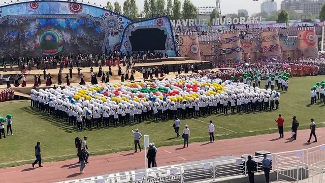 Худжанд. Репетиция праздника в честь Навруза ч.2 смотреть онлайн
