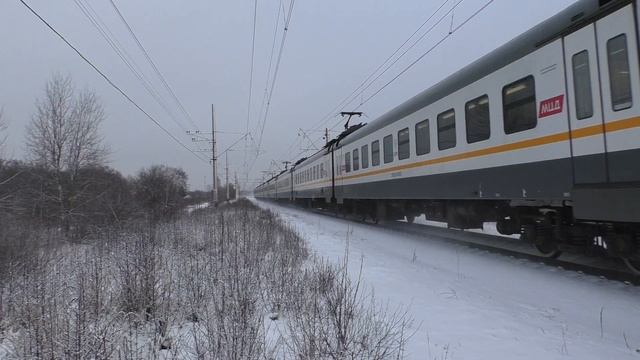 Электропоезд ЭП2Д-0100 сообщением Савёлово-Можайск следует по перегону Вербилки-Каналстрой смотреть онлайн
