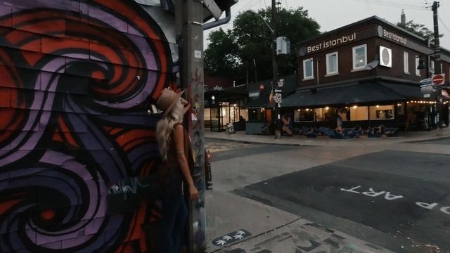 KENSINGTON MARKET | STREET PHOTOGRAPHY смотреть онлайн