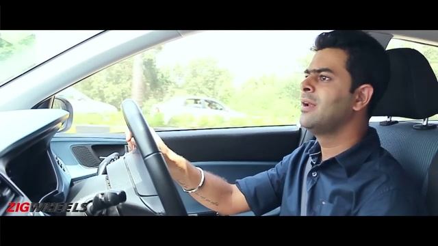 Maruti Suzuki S-Cross vs Hyundai Active i20 :: Comparison :: ZigWheels смотреть онлайн