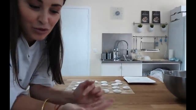 FIRST TIME Making Macarons with a French Pastry Chef смотреть онлайн