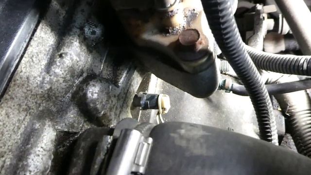Engine Coolant Temperature Sensor Location смотреть онлайн