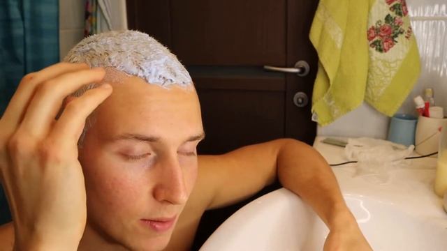 КАК ПОКРАСИТЬ ВОЛОСЫ В БЕЛЫЙ | осветление волос в БЛОНД смотреть онлайн