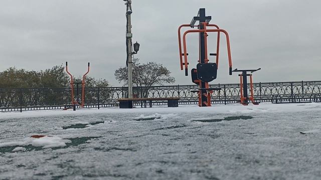 Чистик решил заняться спортом на свежем воздухе. смотреть онлайн