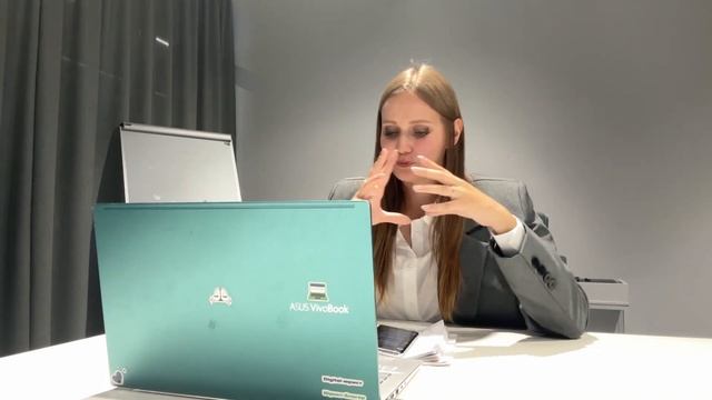 Договоры в digital. Как не погореть на кривых договорах? / Виктория Матвеева #dgalera смотреть онлайн