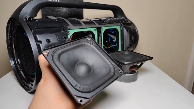 SONY XG500 | FREE AIR BASSTEST!! "BIG FLAT DRIVERS!?" смотреть онлайн