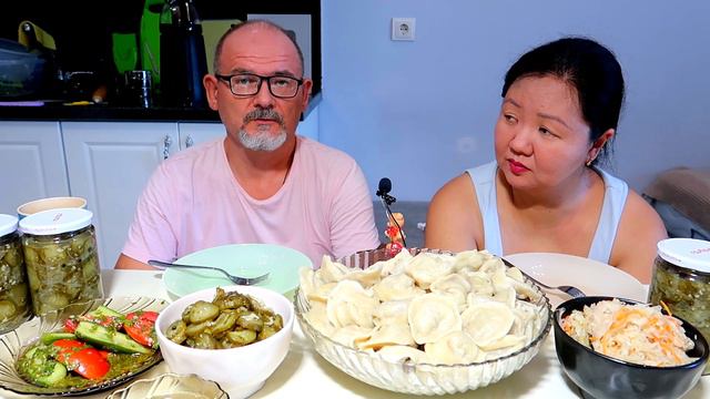 Анекдот Как известно приматы, когда хотят показать смотреть онлайн