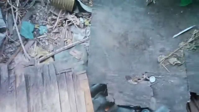 Стрельба по противогазу из пистолета смотреть онлайн