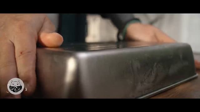 Crab meat soup 蟹粉汤包 | 耗8小时，掏8只蟹，做1只巨型蟹粉汤包，爆汁只有亿点点。【日食记Cat's kitchen】 смотреть онлайн