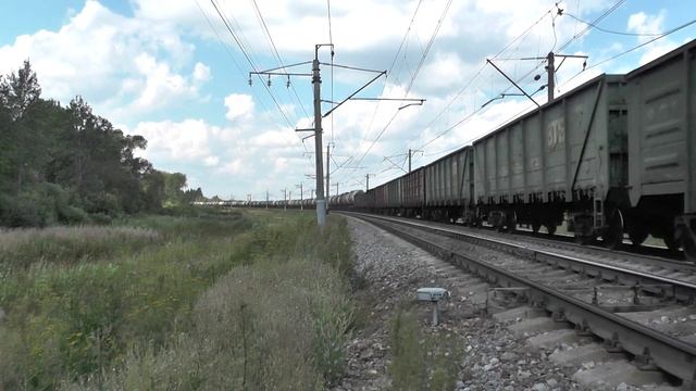 Электровозы ВЛ10У-268, ВЛ10У-337 с грузовым составом смотреть онлайн