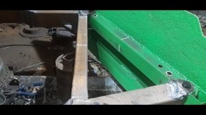 поворотный отвал на минитрактор