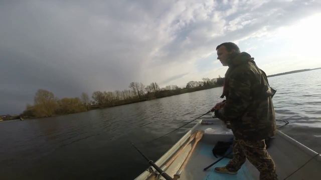 Рыбалка - Форель Водохранилище Ханнингфилд. Trout Fishing at Hanningfield Reservoir смотреть онлайн