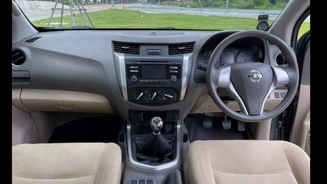 ขาย รถ กระบะ มือสอง Nissan Navara NP300 2.5MT king cab ปี18 รถ มือเดียวป้ายแดง ราคา 369,000฿ смотреть онлайн