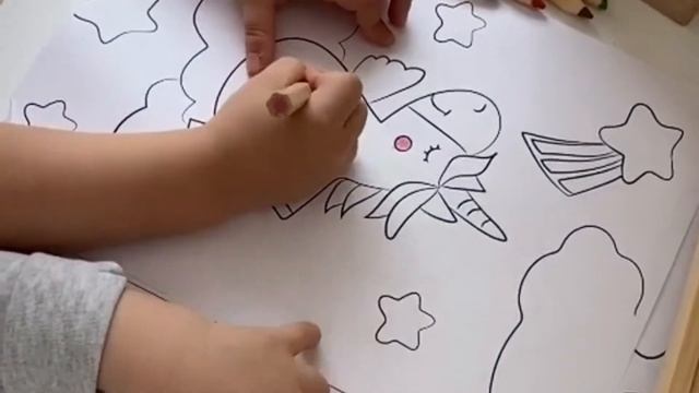 Развиваем художественный вкус малыша  с помощью бесплатных раскрасок с героями наших игрушек