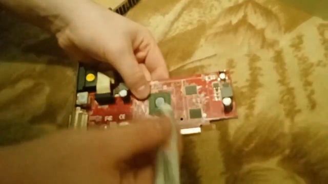 Замена термопасты на видеокарте Ati Radeon HD3450 смотреть онлайн