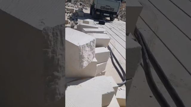 ОБЗОР ДОБЫЧИ КАМНЯ С ДАГЕСТАНСКОГО КАРЬЕРА. ДАГЕСТАНСКИЙ КАМЕНЬ В САРАТОВ# ДАГЕСТАНСКИЙ МОСКВА# смотреть онлайн