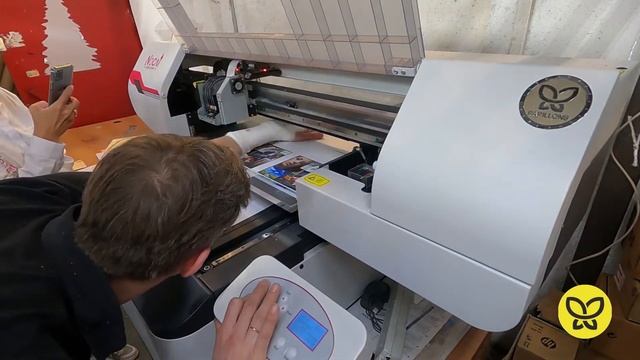 УФ-печать на гипсе! Экстрим тест печати Nocai на руке в гипсовой лангете! смотреть онлайн