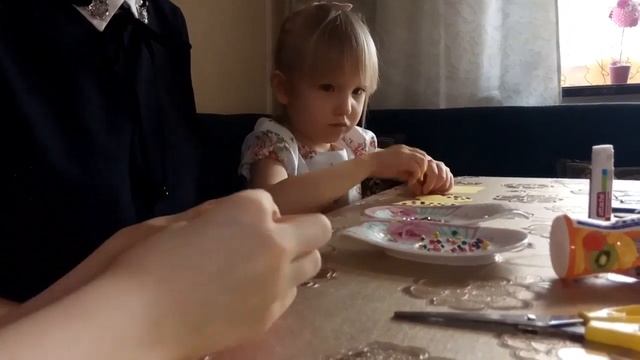 Детское творчество Вечеринка с бабочкой смотреть онлайн