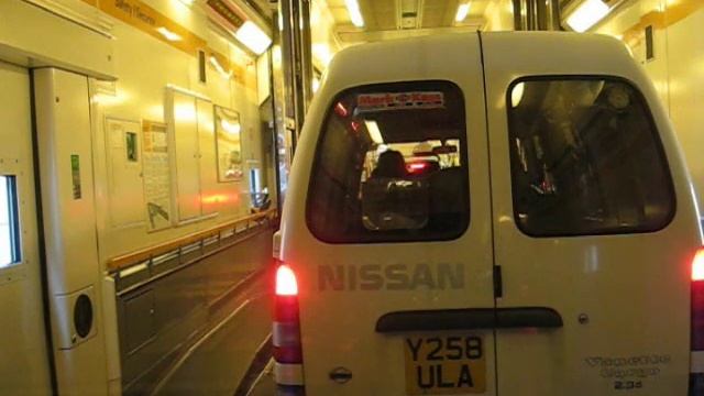 Eurotunnel Folkestone VW T5 Van Eurotunnel смотреть онлайн