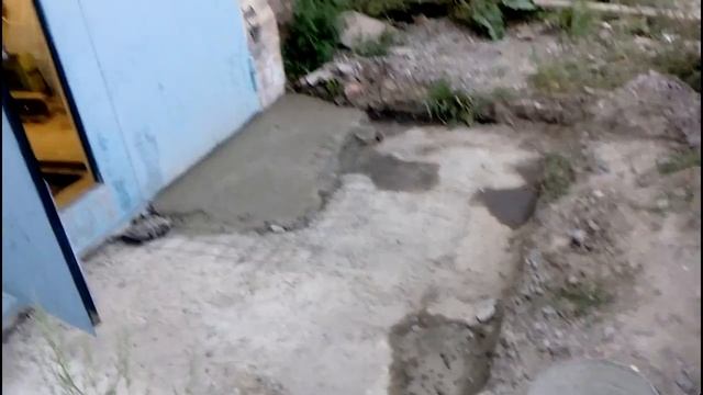 Идем в гараж 14!Заливаем перед гаражом!New дымоход ! смотреть онлайн