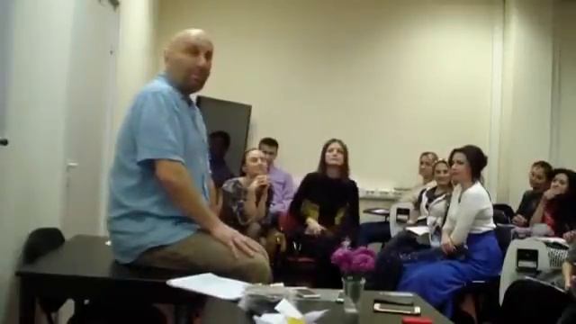 Сатья Дас - Надо ли скрывать свои доходы от мужа, если они больше