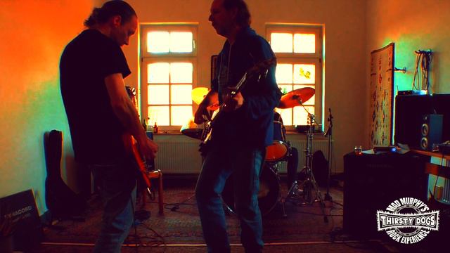 Stray Dogs on the Road | Mad Murphy's Thirsty Dogs | Funky Krautrock | Bremen-Bosau-Hutzfeld-German смотреть онлайн