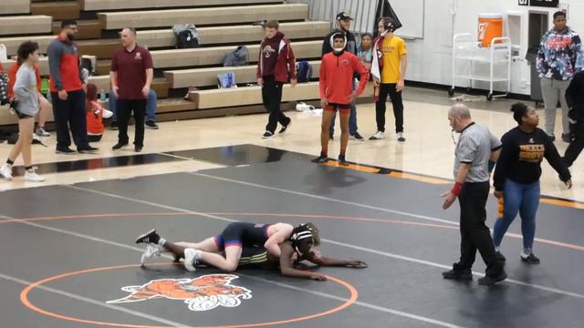 Henry Adams at 2022 Marion County Tournament 3rd Match. Wrestling for 3rd place. смотреть онлайн