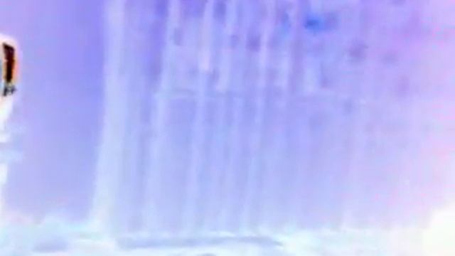 Человек с желтыми глазами смотреть онлайн