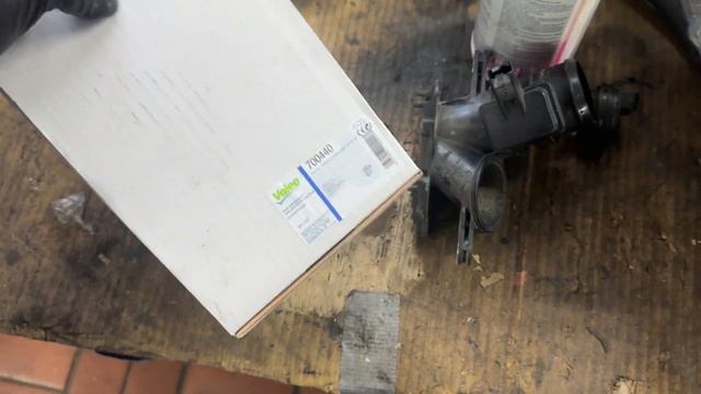 Ситроен Джампи 2.0 HDi замена дроссельной заслонки. смотреть онлайн