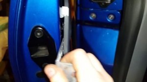 Демонтаж карты сдвижной двери Volkswagen Caddy