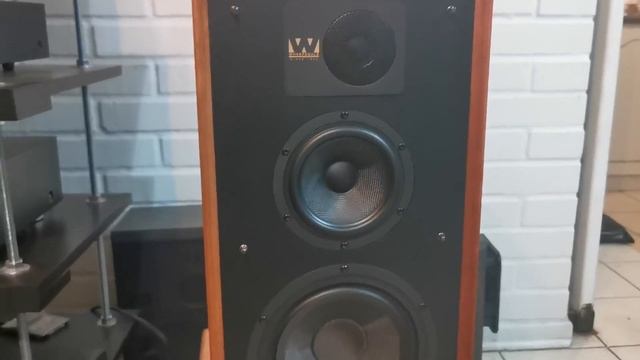 Wharfdale Linton - Marantz PM8003 смотреть онлайн