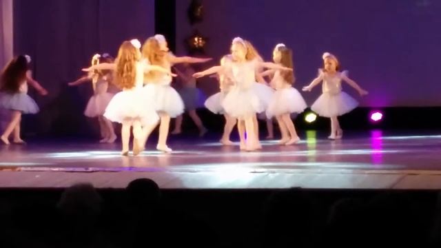 Выступление Велины сст Феерия 30 04 2016 смотреть онлайн